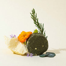 Cargar imagen en el visor de la galería, Champú sólido natural anticaída y anticaspa para cabello fino o cabello sin volumen - Apto para método curly